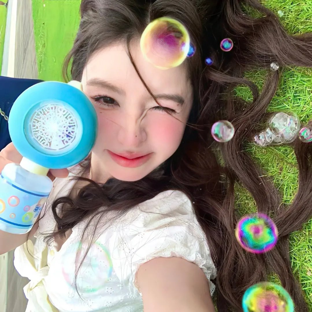 萌之朱雀海报